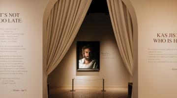 [전시 포커스] <평강의 왕> 천재 화가 아키아나의 작품 세계, ‘아키아나: 예술을 통한 믿음의 여정’전